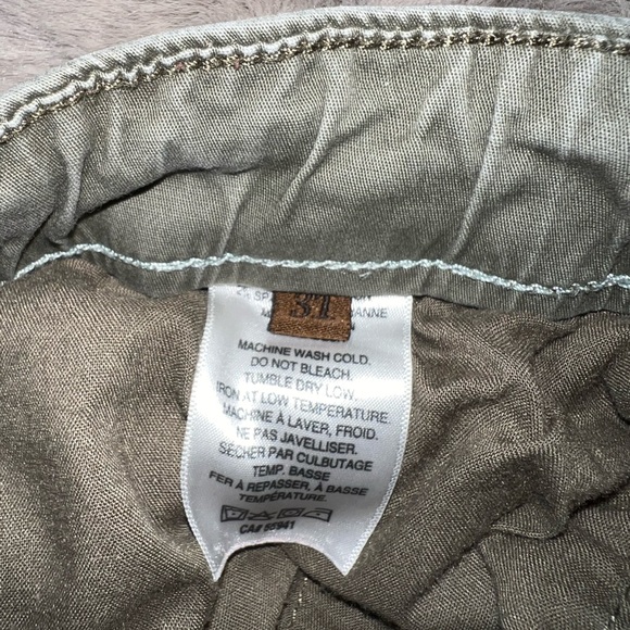 Green joggers, size 31 - Picture 2 of 2